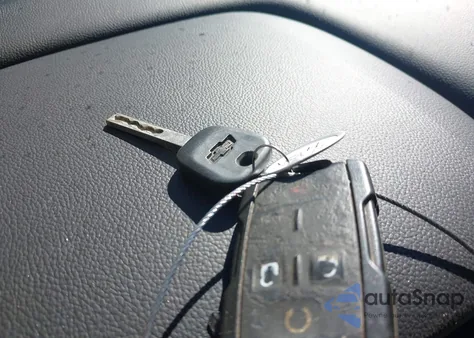 2016 Chevrolet Silverado 1500 1Lt from USA, damaged, VIN 1GCUKREC5GF191103